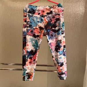 🛑 XL leggings with pockets on both sides.